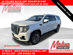 2023 GMC Yukon XL Denali Ultimate